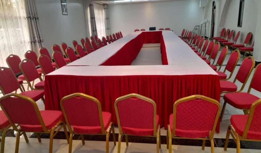 Mpatianiy Hall capacity of 250 pax